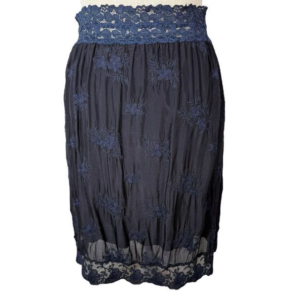 Nicole Italy Navy Blue Silk Floral Embroidered Lace Trim Pull On Skirt - Picture 3 of 8